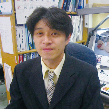 応用微生物学遺伝子工学研究室 教授　髙久 洋暁