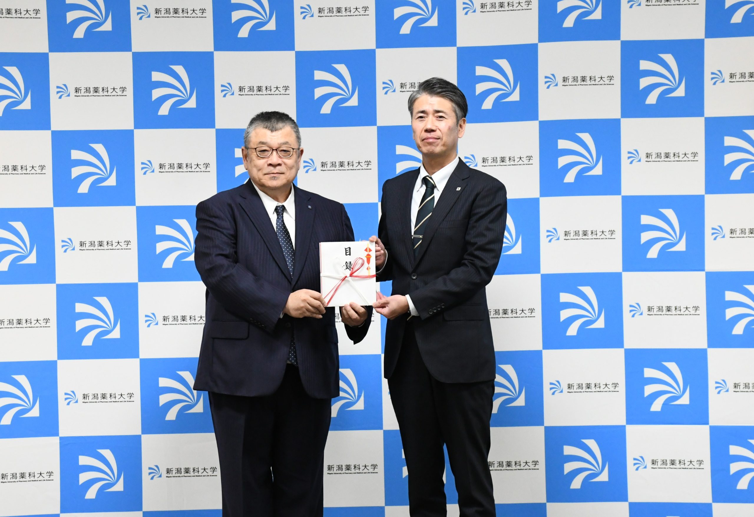 株式会社新潟ケンベイ様から新潟県の農業・食品分野の振興のため、研究資金をご寄付いただきました